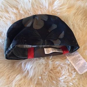 Lululemon fringe fighter headband